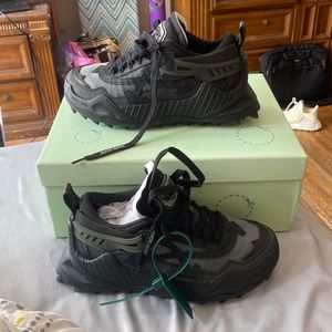 Black Off-White ODSY 1000 Brand New